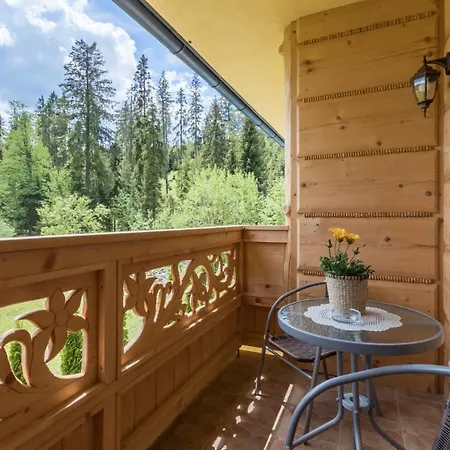 Gosciniec Nad Potokiem Bed & Breakfast *