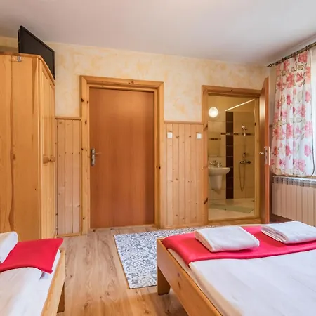 Gosciniec Nad Potokiem 3*