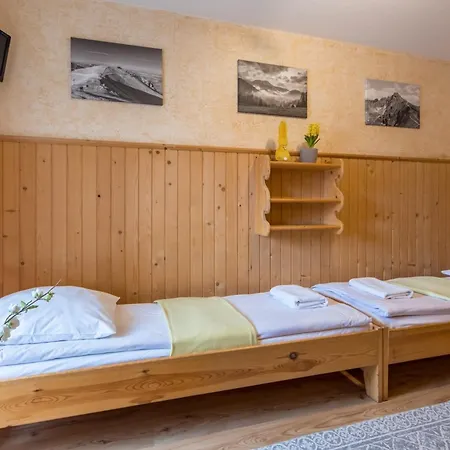 Gosciniec Nad Potokiem Panzió Ciche Małe