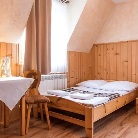 Gosciniec Nad Potokiem Panzió 3*